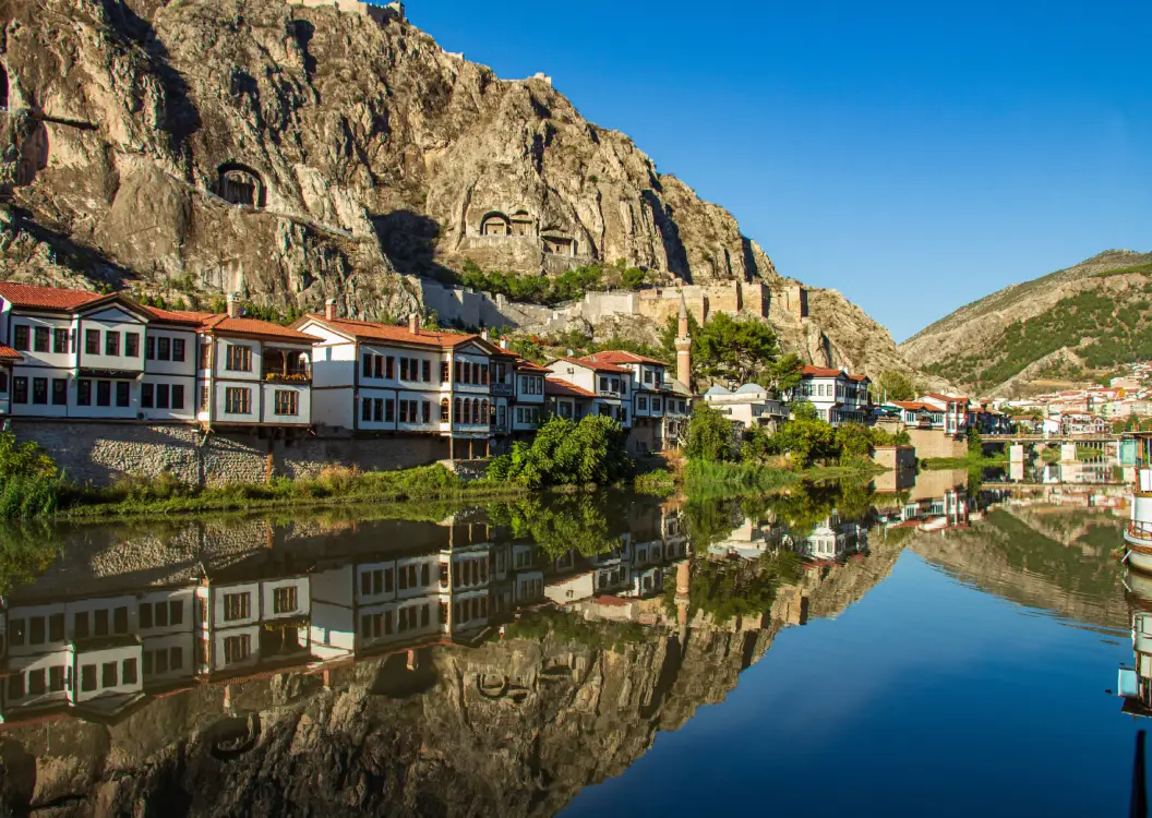  amasya-gezi-rehberi-yesilirmak-kiyisinda-kacirilmayacak-yerler-2026