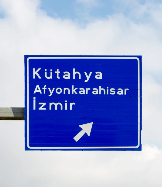 Ankara İzmir Arası Kaç KM? Yol Süresi, Rota ve Yakıt Rehberi