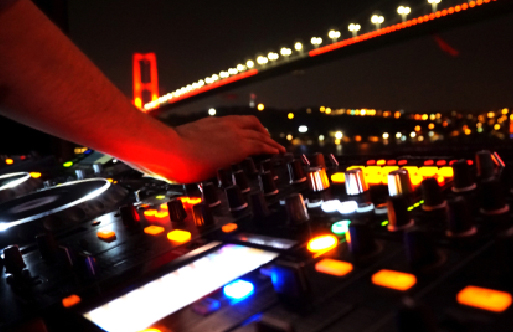 Nightlife on the European Side of Istanbul