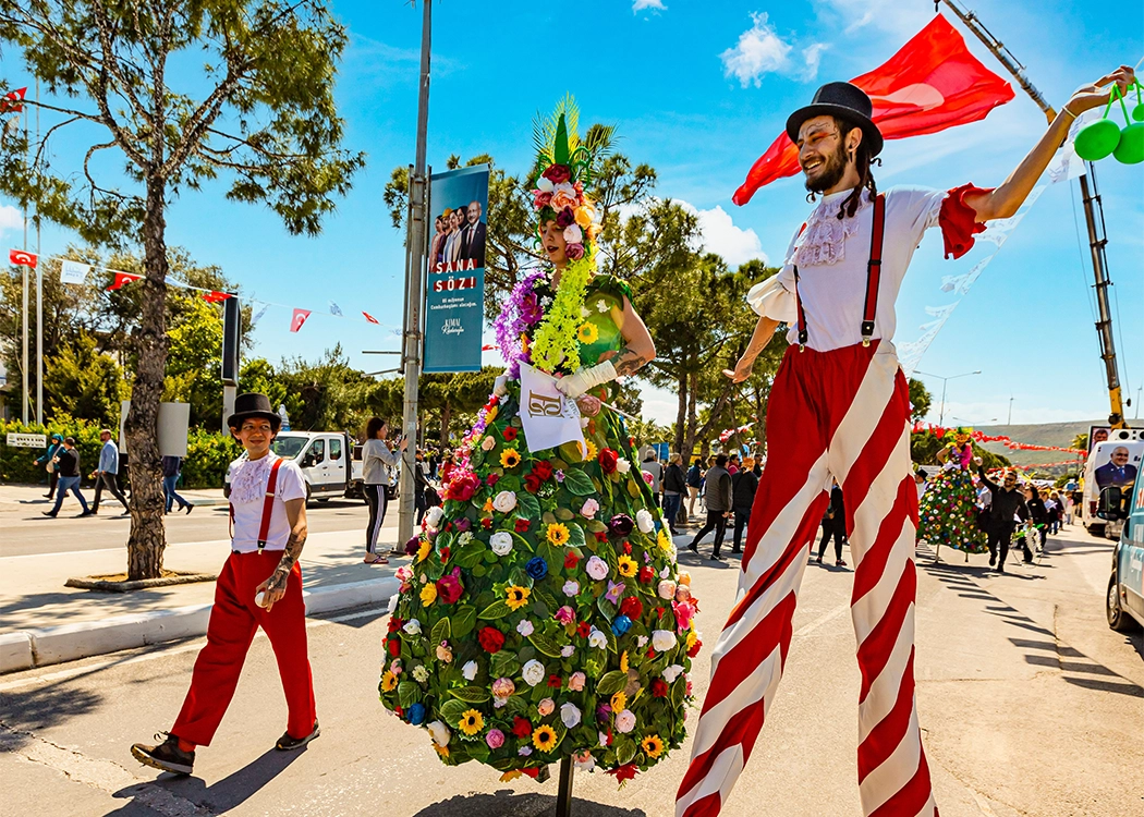 turkiyenin-en-renkli-bahar-festivalleriyle-tanis